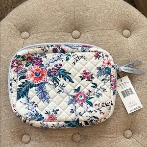 NWT Vera Bradley Cord Organizer / Cosmetic Bag—Magnifique Floral—9” x 7”